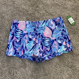 NWT Lilly Pulitzer Adelia Scuba Short, Size Large